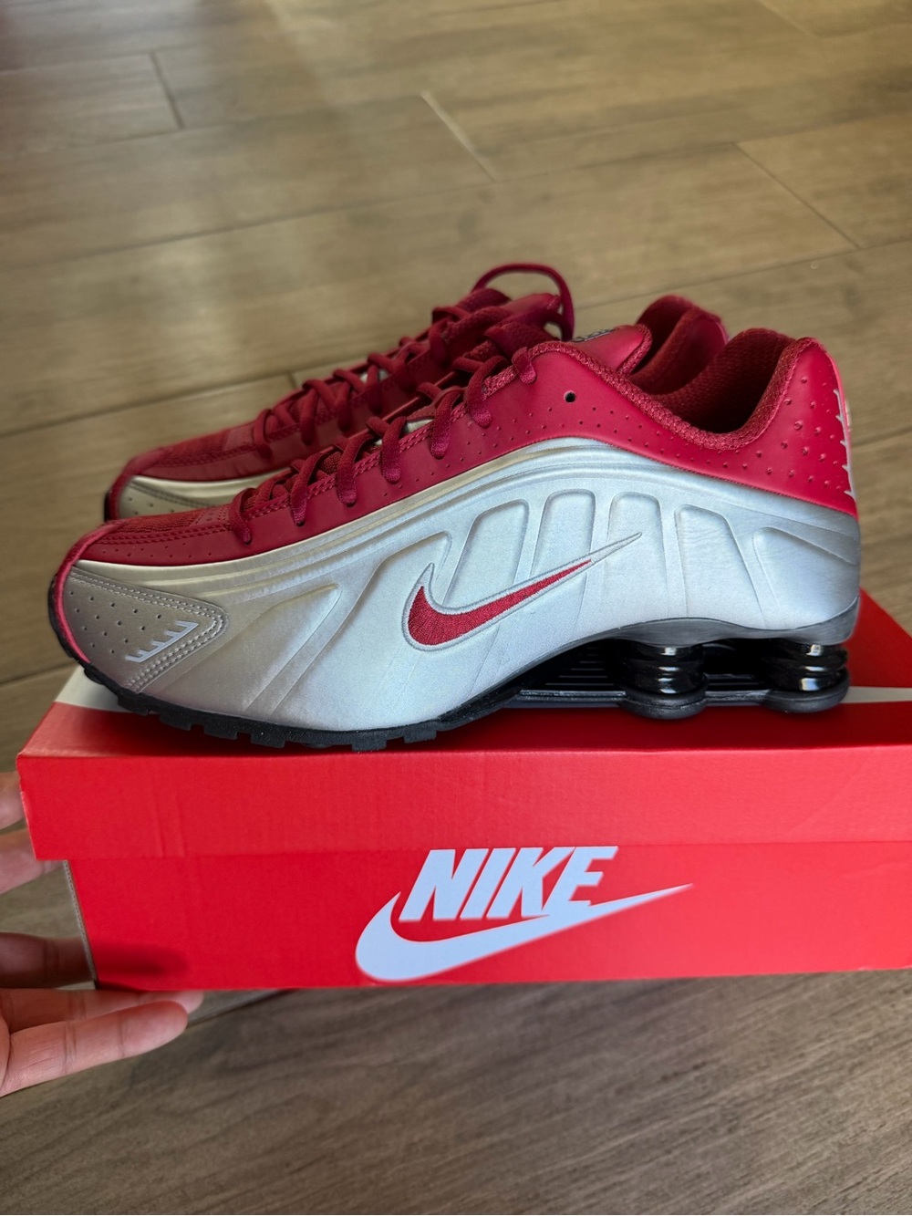Nike Shox R4 - Picture 2 of 7